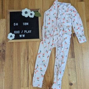 SweetHoney Peaches Layette